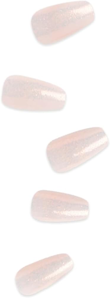KISS Classy Nails- Cozy Meets Cute